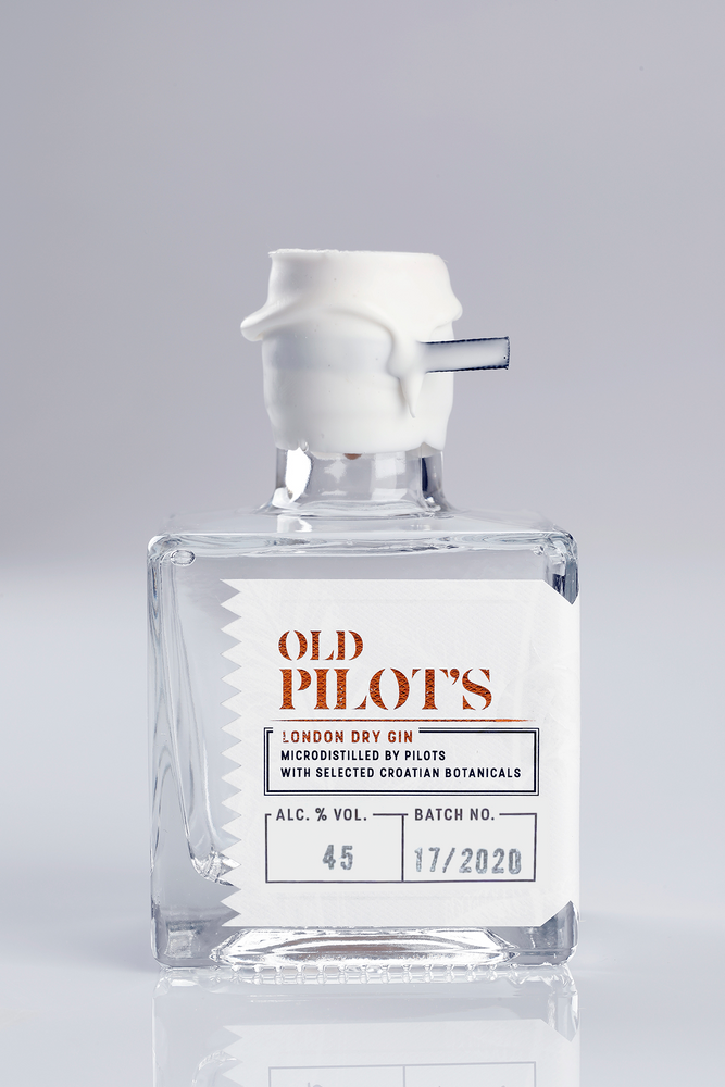 
                  
                    Old Pilot's London Dry Gin (200ml)
                  
                